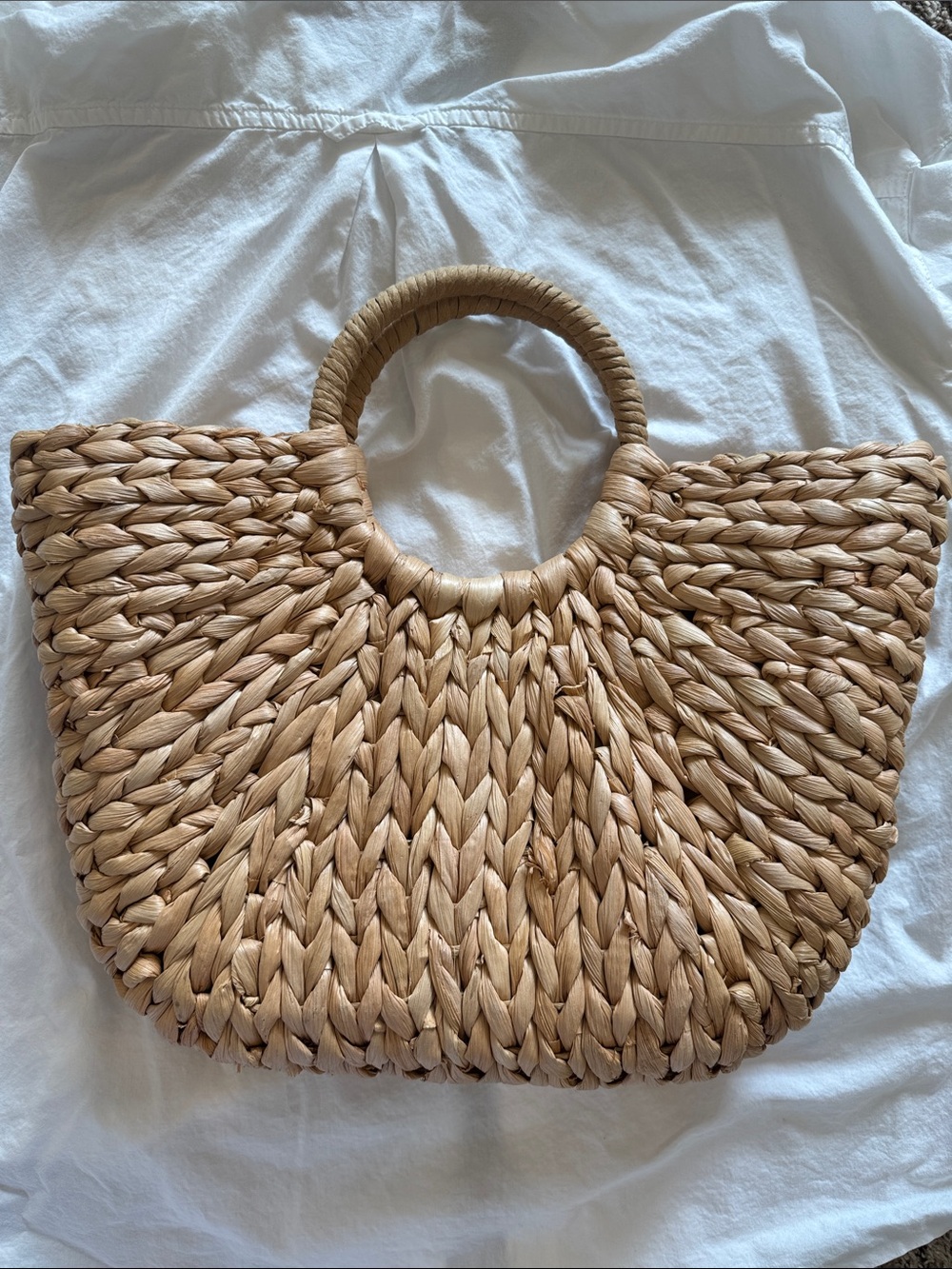 Woven Straw Circle-Handle Tote Bag in Natural